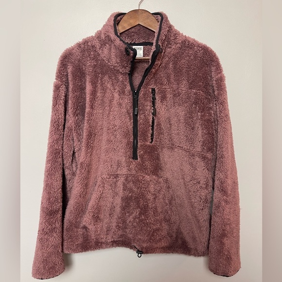 PINK Victoria's Secret Jackets & Blazers - Victoria Secret‎ Pink Collection Half Zip Sherpa Size M